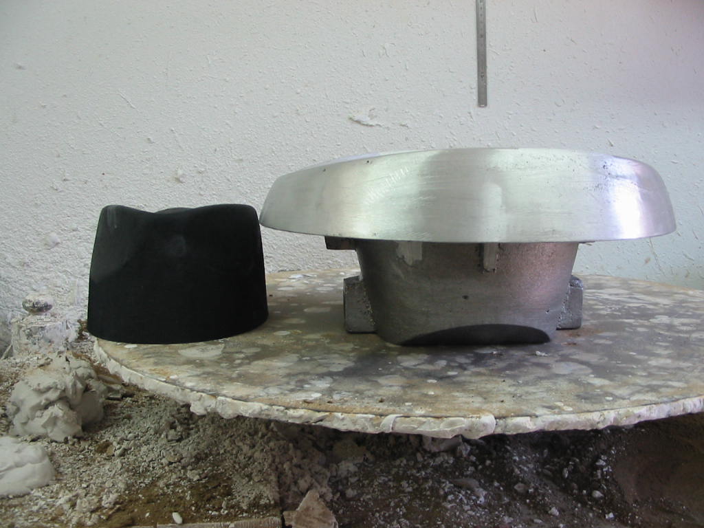 Gerardi Donato sas - Forma in gesso per cappello